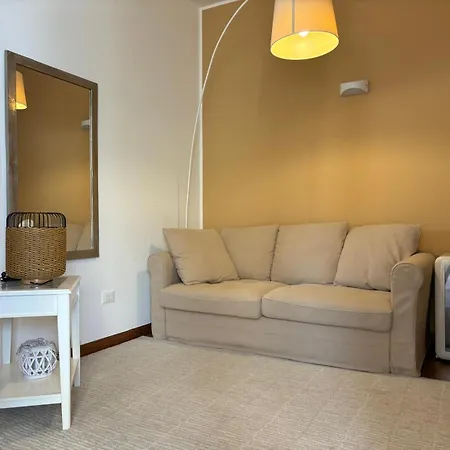 Agave Bed and Breakfast Λέτσε